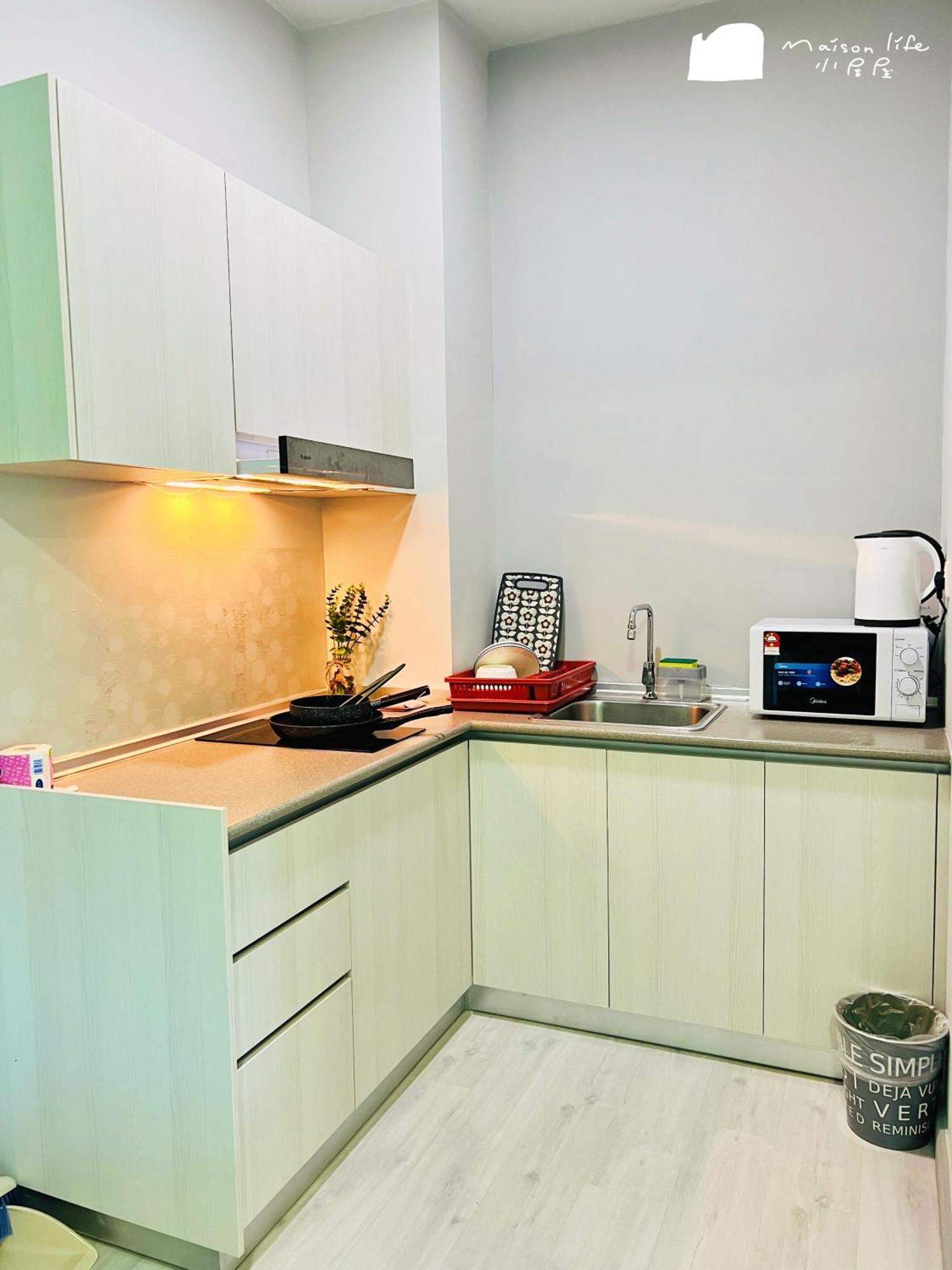 Maison Life 小居屋 Jesselton Quay Citypads Кота-Кинабалу Экстерьер фото