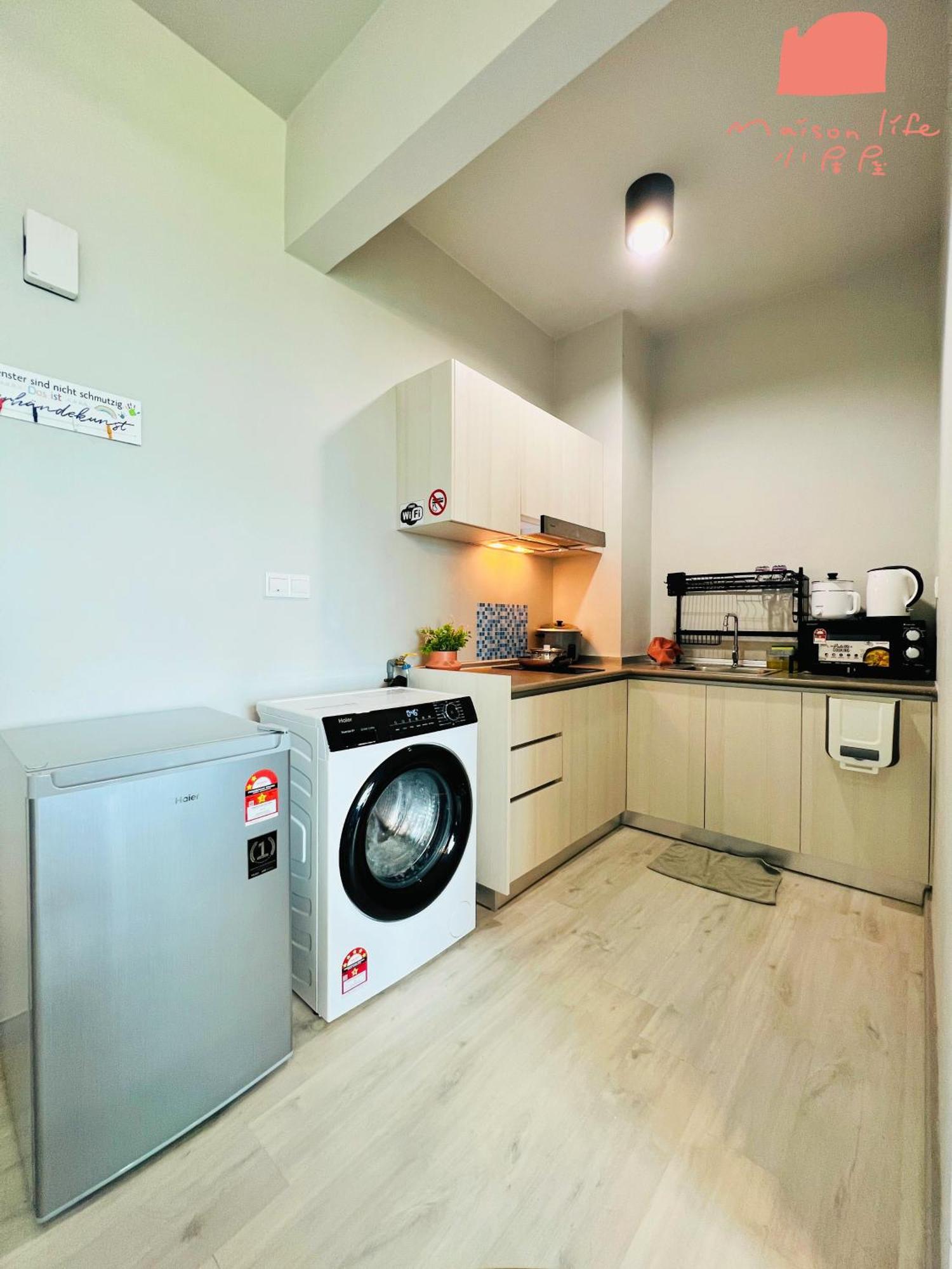 Maison Life 小居屋 Jesselton Quay Citypads Кота-Кинабалу Экстерьер фото