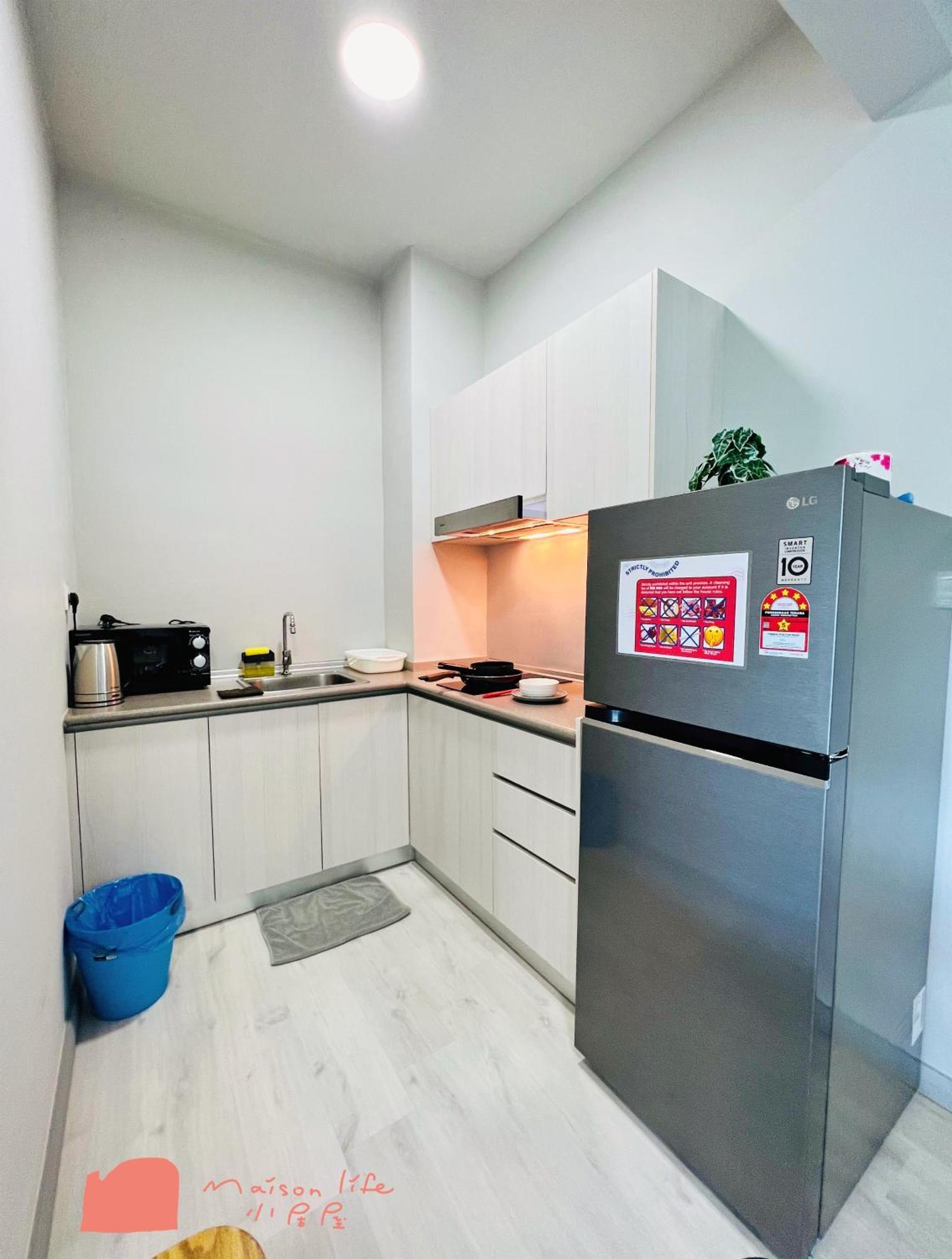 Maison Life 小居屋 Jesselton Quay Citypads Кота-Кинабалу Экстерьер фото