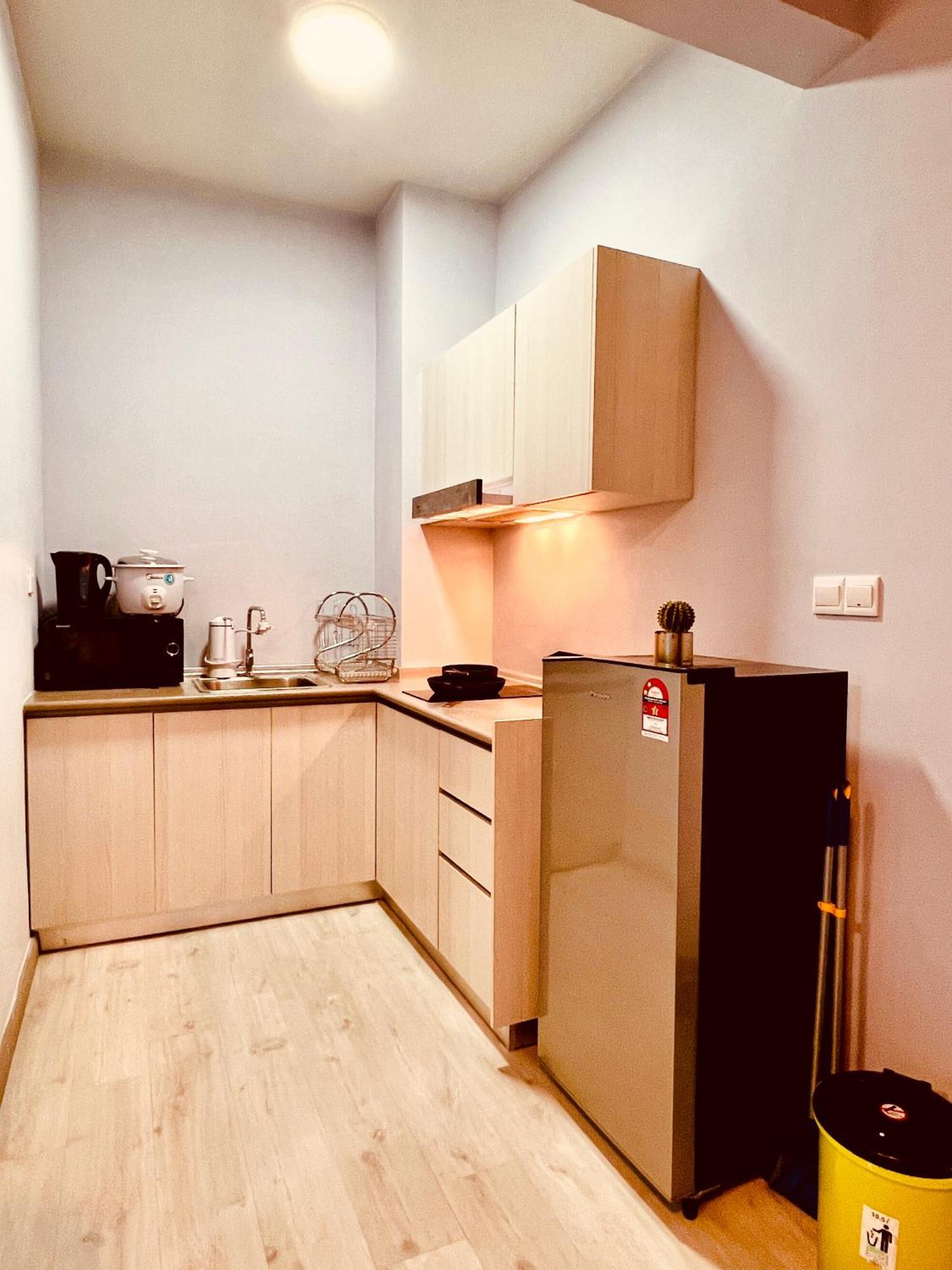 Maison Life 小居屋 Jesselton Quay Citypads Кота-Кинабалу Экстерьер фото